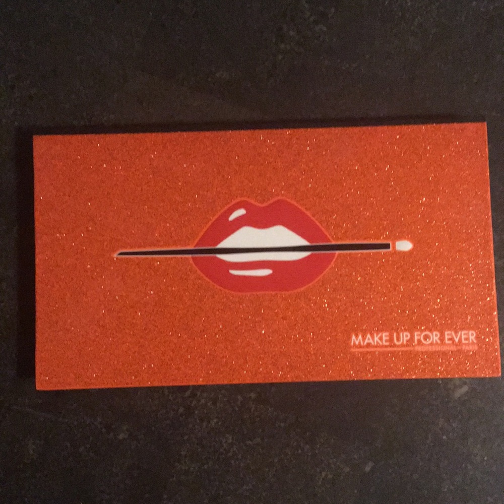 MAKE UP FOREVER 15 artist shadow palette